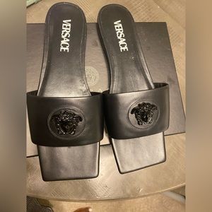 Versace Medusa head leather sandal. Sz 38.